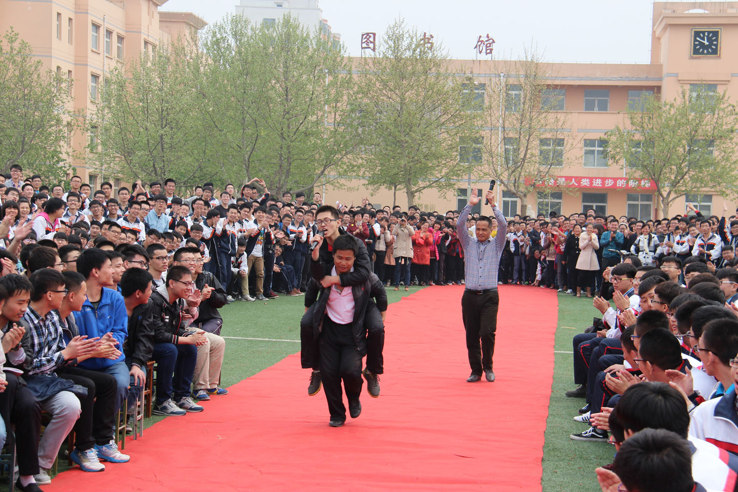 王国权恭贺河北武邑中学2014高考巨大辉煌